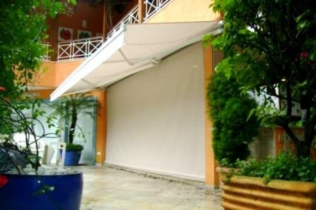 toldo articulado para garagem